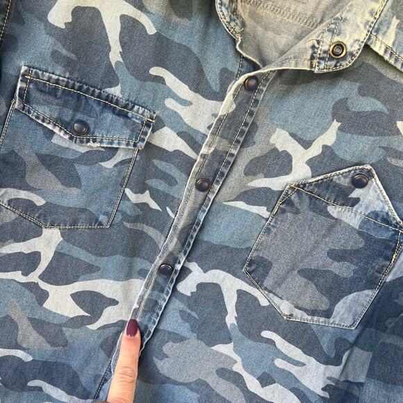 Shirt Jacket Mens XLarge Blue Camo Denim Shacket Snap Button Casual Utility - Picture 2 of 10